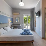 Pelagos Hotel 3*